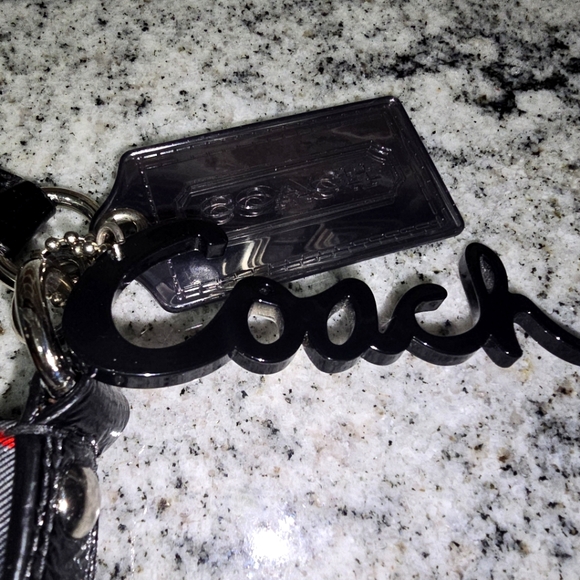 Coach POPPY Plaid Handbag. - Picture 4 of 5